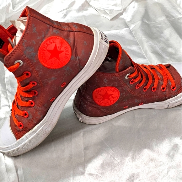Converse Chuck Taylor All Stars II - Picture 1 of 6